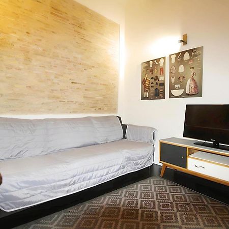 Apartamento Reformado Cerca De La Plaza Redonda 瓦伦西亚 外观 照片