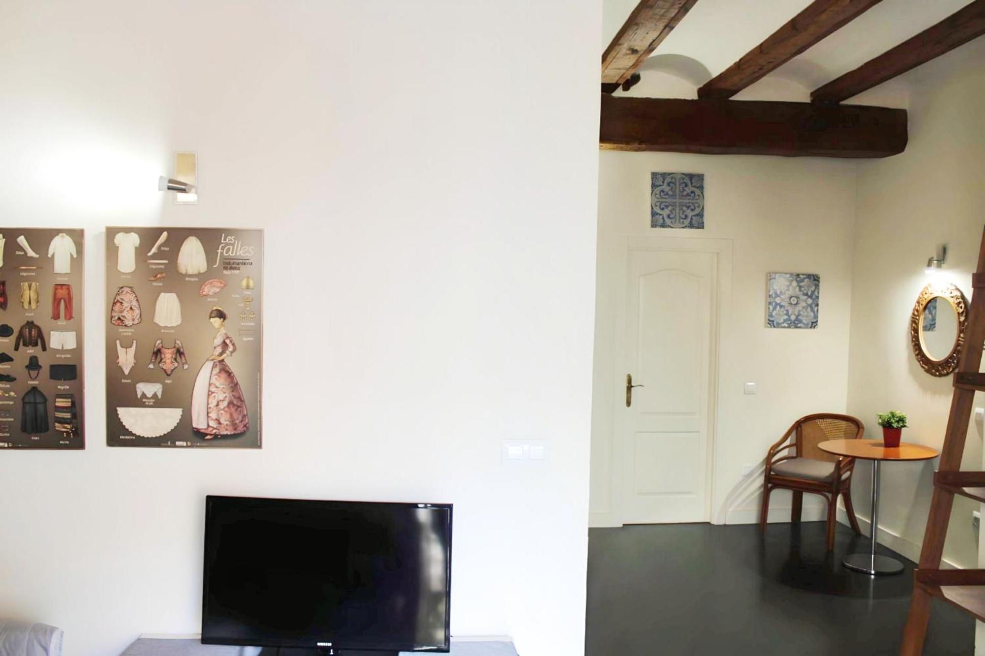 Apartamento Reformado Cerca De La Plaza Redonda 瓦伦西亚 外观 照片
